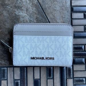 Michael Kors Medium Zip Around Card Case In Bright White